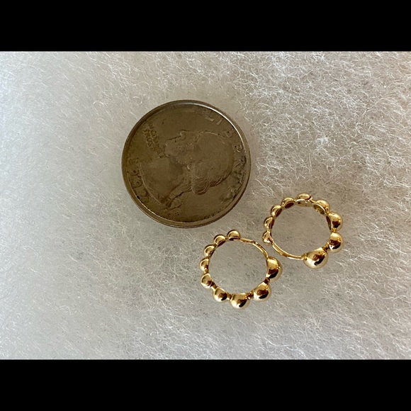 Real 18k Gold Earrings - Picture 2 of 2